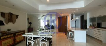 Sewa Kemang Village 3 BR Cosmo Living Room